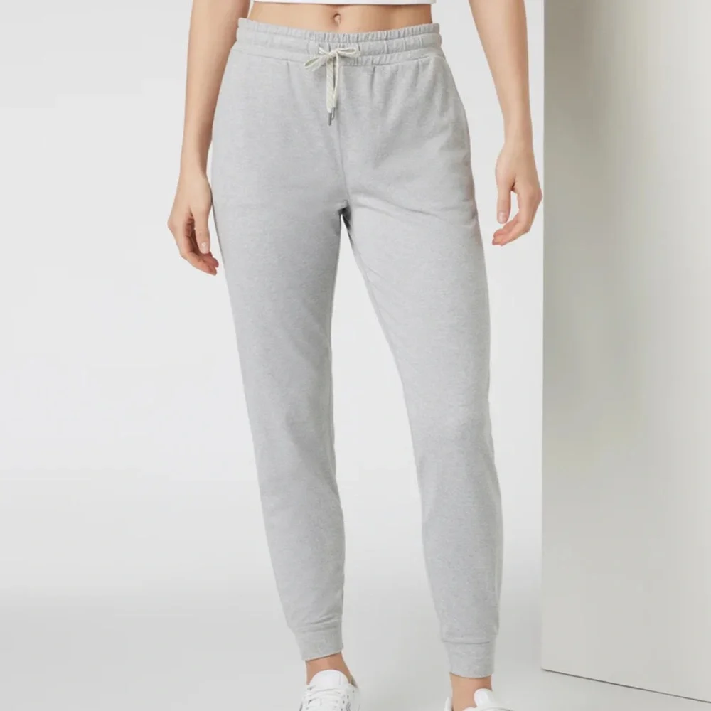 Vuori Performance joggers light gray - Picture 1 of 8